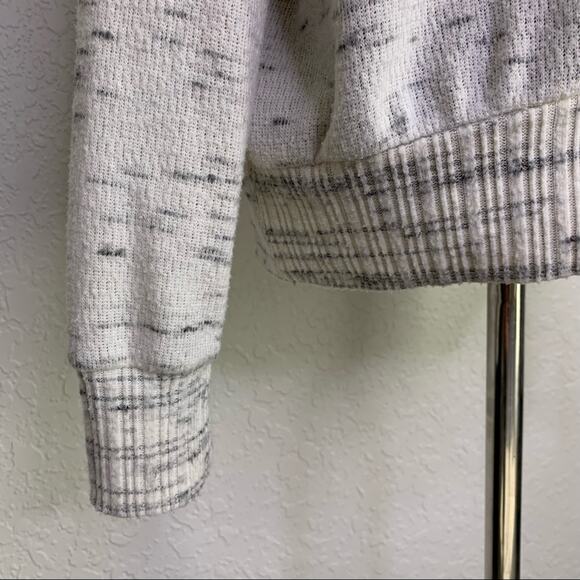 Anthropologie white gray cowl neck turtleneck pullover size Large - Picture 9 of 14